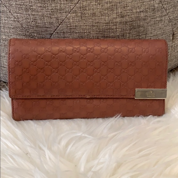 Gucci Handbags - Gucci Leather Guccissima Wallet